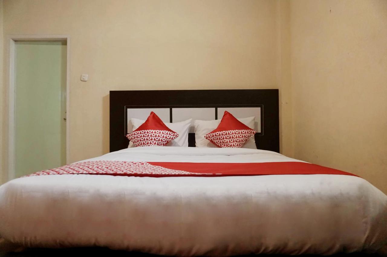 פקאנבארו Oyo 1394 Rumaisa Homestay Syariah מראה חיצוני תמונה
